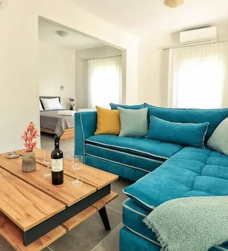 Ermioni's In Feriehus