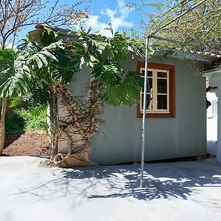 Ermioni's In בית נופש איה אפימיה