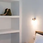 Ermioni's In * איה אפימיה